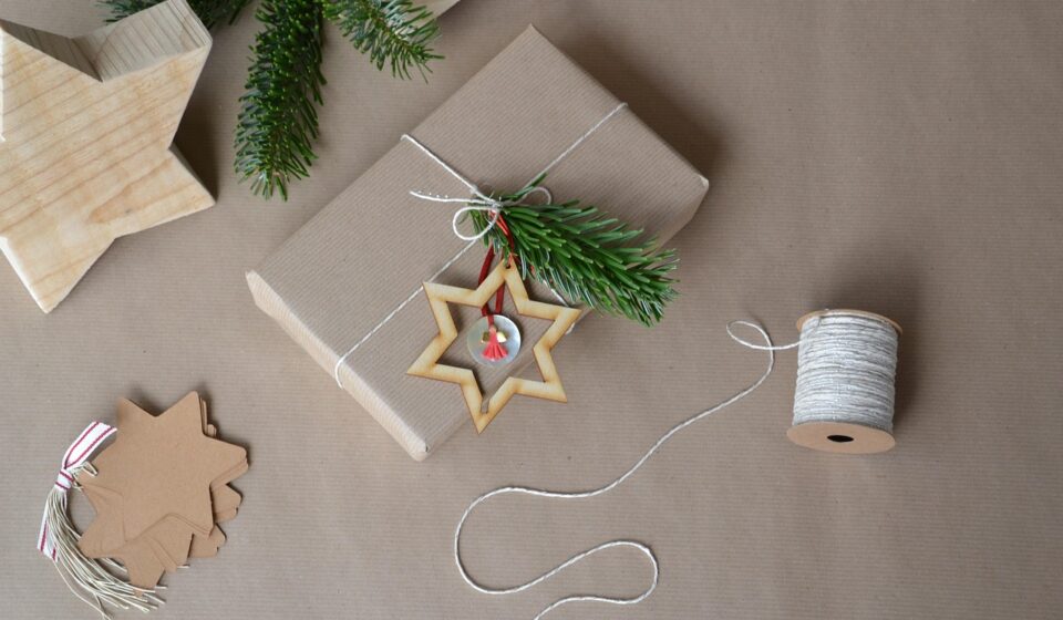 christmas, gift, packaging, ribbon, christmas party, packed up, festive, star, angel, red, branch, green, paper, brown, wrapping paper, christmas gift, christmas, gift, wrapping paper, wrapping paper, wrapping paper, wrapping paper, wrapping paper