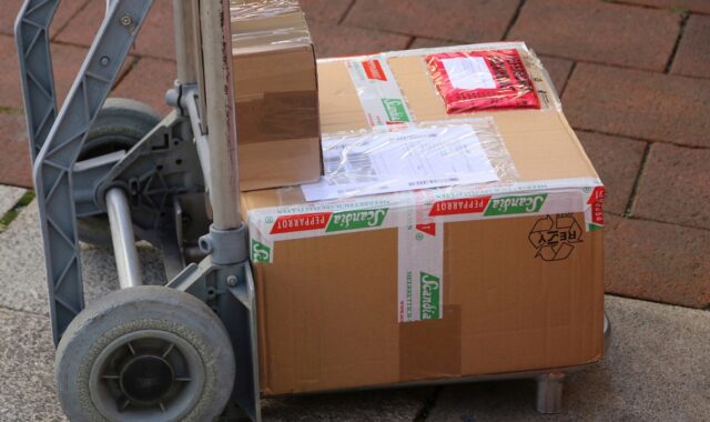 packet, delivery, post, courier, shipping, transport, logistics, stock, load, goods, traffic, cargo, delivery, delivery, courier, courier, courier, courier, courier, logistics