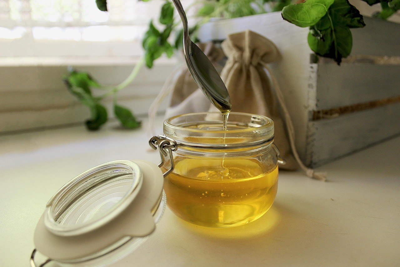 honey, spoon, teaspoon, linen bags, wooden box, nature, basil, plant, herbs, kitchen, light, window, curtain, storage, eco, sustainable, bags