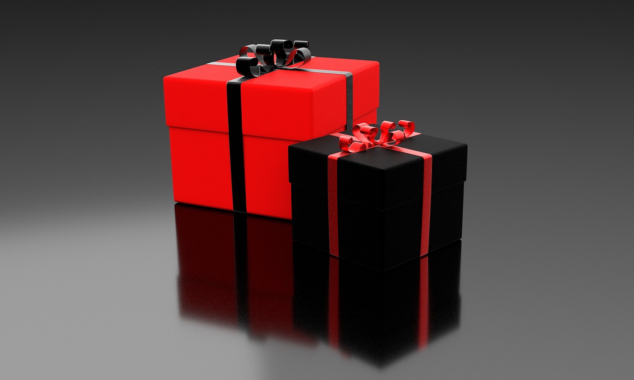 present, package, gift, celebration, christmas, holiday, happy birthday, box, surprise, xmas, ribbon, paper, anniversary, red, wrap, packaging, shopping, festive, symbol, valentine, decorative, square, giftbox, celebrate, decoration, happy, question, what, inside, curious, waiting, for, black, shiny, new, mirror, reflection, gray happy, gray birthday, gray paper, gray shopping, gray news, gray question, gray shop, gray gift, gray mirror, gray surprise, gray happiness, gray new, gray box, gray celebrate
