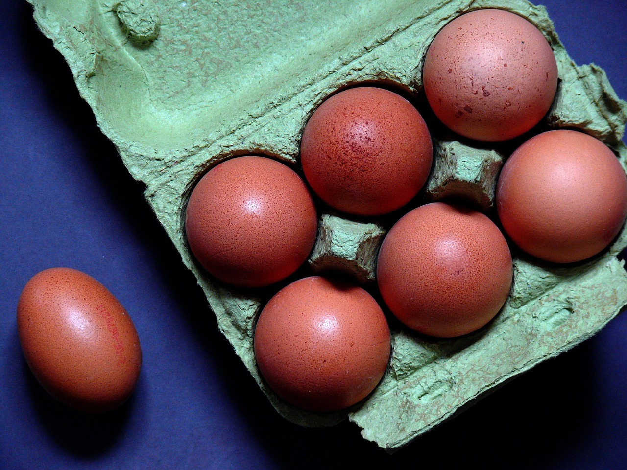 eggs, egg carton, chicken eggs, food, egg box, brown eggs, egg packaging, nourishment, pack of 10, egg shells, brown, raw eggs, natural product