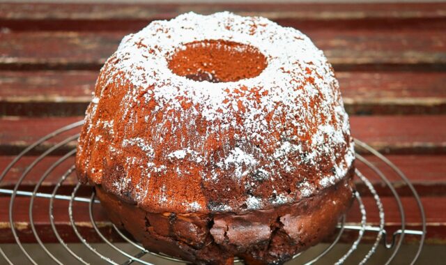 gugelhupf, cake, dessert, food, bowl cake, pot pie, bake, icing sugar, delicious, eat, baked goods, sweet, cake, cake, cake, cake, cake
