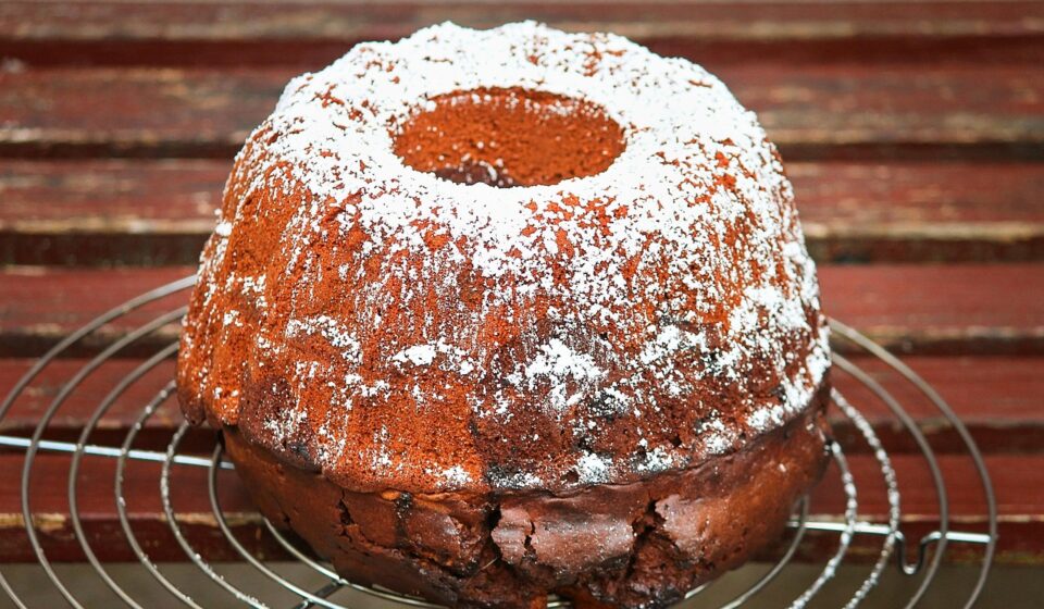 gugelhupf, cake, dessert, food, bowl cake, pot pie, bake, icing sugar, delicious, eat, baked goods, sweet, cake, cake, cake, cake, cake