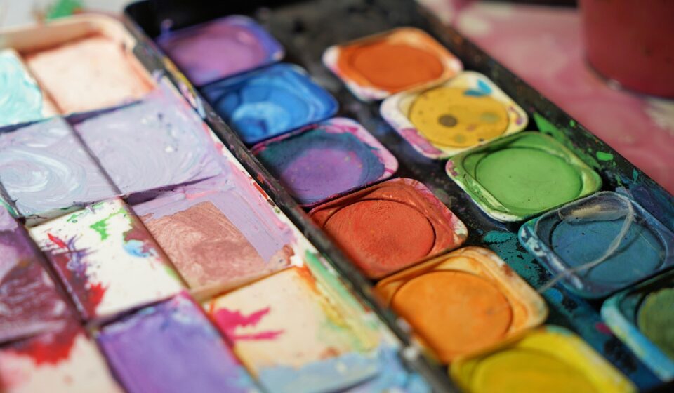 to dye, watercolor, colour, color palette, watercolor painting, colorful, artist, creative, art, painting, school, paint box, watercolor, watercolor, artist, artist, art, painting, painting, school, school, school, school, school