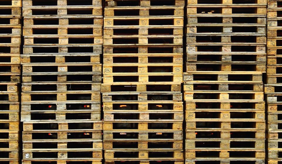 wood, hd wallpaper, pallets, full hd wallpaper, windows wallpaper, desktop backgrounds, wallpaper 4k, industry, transport, wallpaper hd, euro pallets, stacked, beautiful wallpaper, 4k wallpaper 1920x1080, free wallpaper, free background, freight, shipment, 4k wallpaper, logistics, stack, wooden pallets, cool backgrounds, mac wallpaper, laptop wallpaper, background
